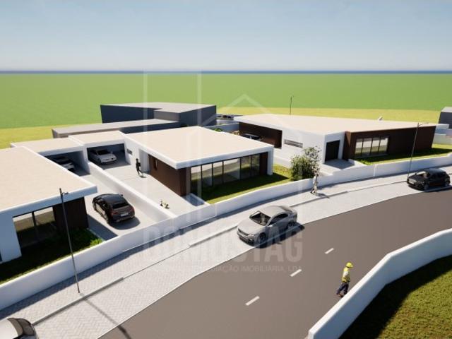Moradia T3 Térrea Isolada em Cacia