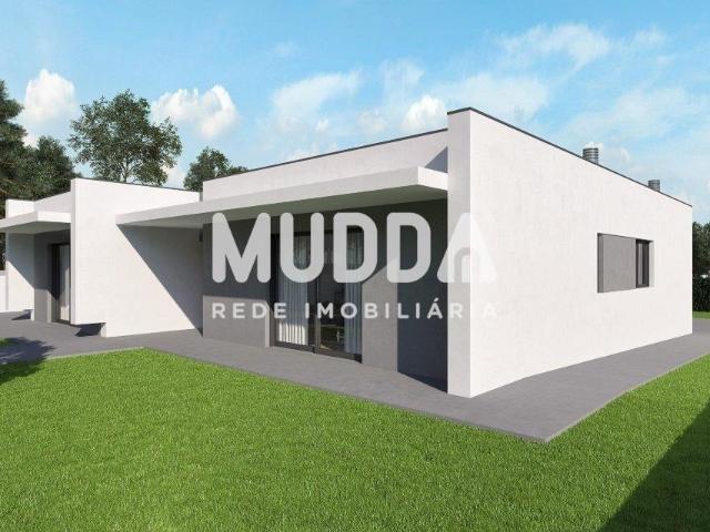 Moradia T3 térrea isolada em Travanca Santa Maria da Feira