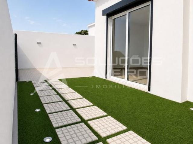 Moradia T3 Térrea em Esgueira
