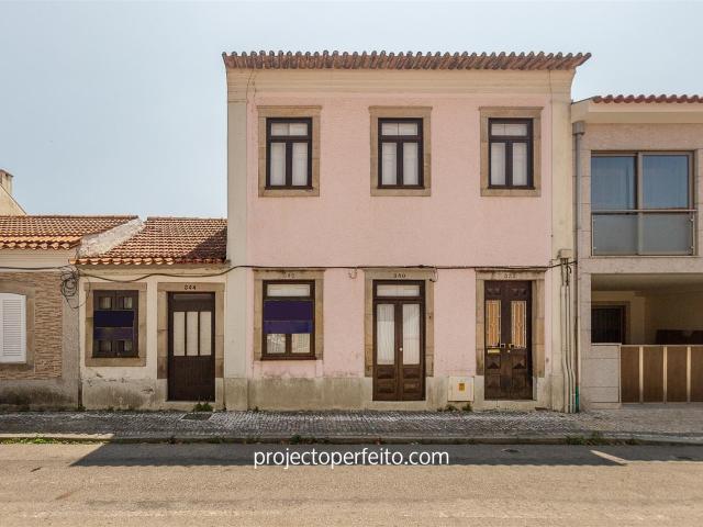 Moradia T3 Venda em Ovar, São João, Arada e São Vicente de P. 110m² Ovar, São João, Arada e São Vicente de Pereira Jusã
