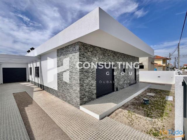 Moradia T3 Venda em Fernão Ferro,Seixal | 26064082855