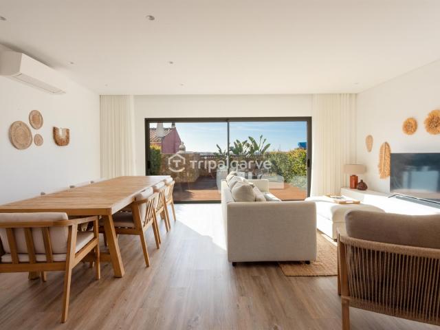 Moradia em Banda T3 Venda em Guia,Albufeira 168m² Guia