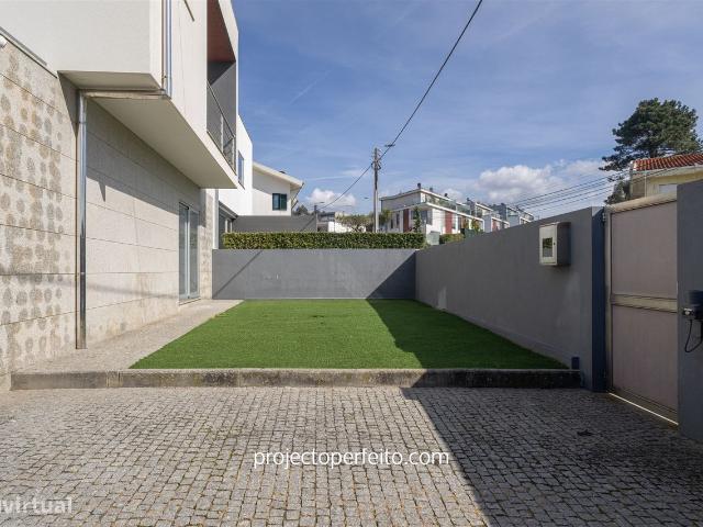 Moradia T3 Venda em So Flix da Marinha,Vila Nova de Gaia