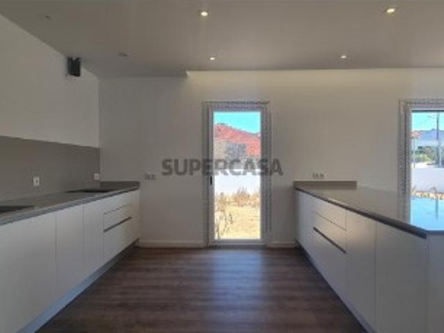 Moradia T3 Venda em Souto da Carpalhosa e Ortigosa,Leiria