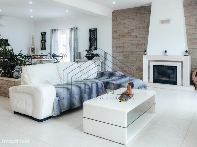Moradia T3 + 1 com Piscina, em Lamas, Cadaval