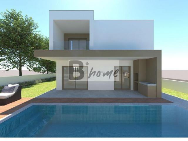 Moradia T3 + 1 com piscina na Aroeira | 26074068820