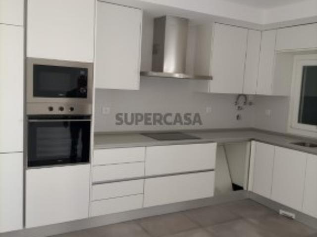 Moradia T3 + 1 construção nova, Fernão Ferro