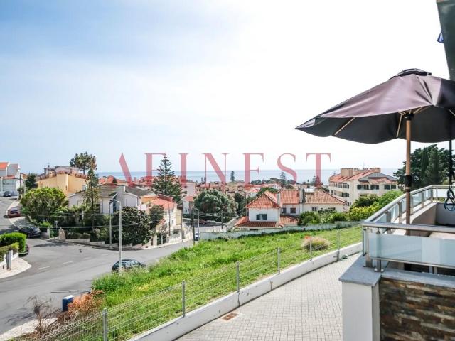 Moradia T3 + 1 No Centro Da Parede Com Vista Mar 156m² Carcavelos e Parede