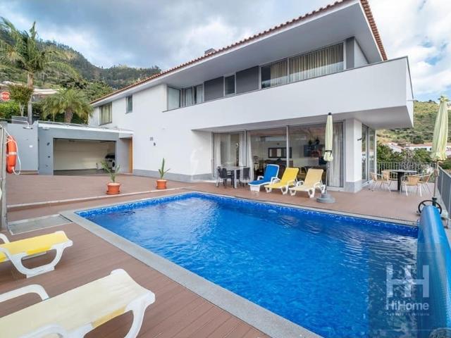Moradia T3 + 1 no Arco da Calheta, Madeira