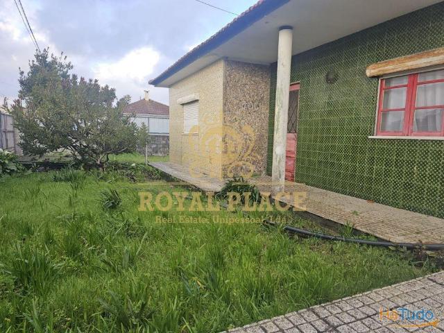 Moradia T3 + 2 Anexo Ovar | 26064074034