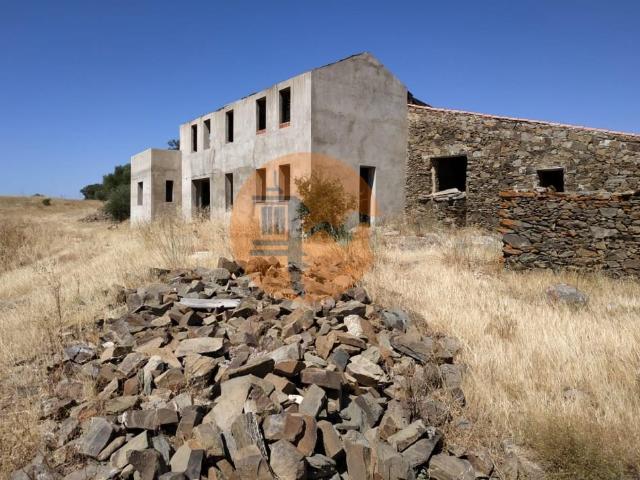 Moradia Turismo Com Terreno De 6 Hectares Na Aldeia De S. 520m² Alcoutim e Pereiro