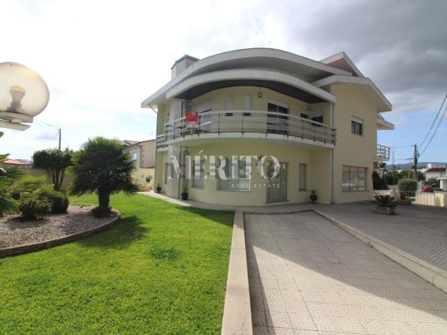 Moradia, Tamel São Veríssimo