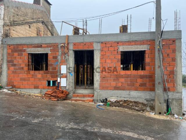 Moradia terrea T3 para venda