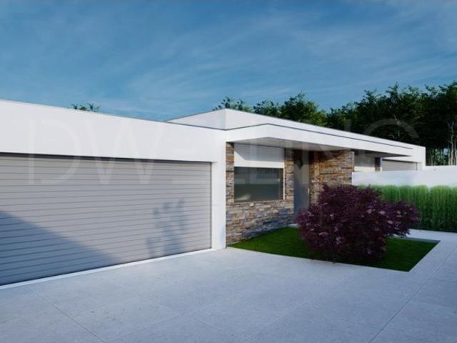 Moradia térrea, t3 Suite, escritório garagem 33m2 e jardim