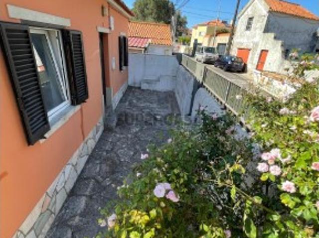 Moradia Térrea T2 + 1 Renovado | Manique de Cima Sintra | Não perca a oportunidade, marque já a sua visita!