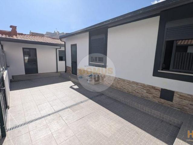 Moradia Térrea T2 + Anexo e Quintal Baixa da Banheira | 26084093617