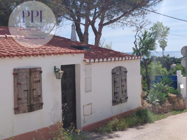 Moradia térrea T2 c/ jardim, garagem e vista desafogada para. 105m² Lagos Santa Maria