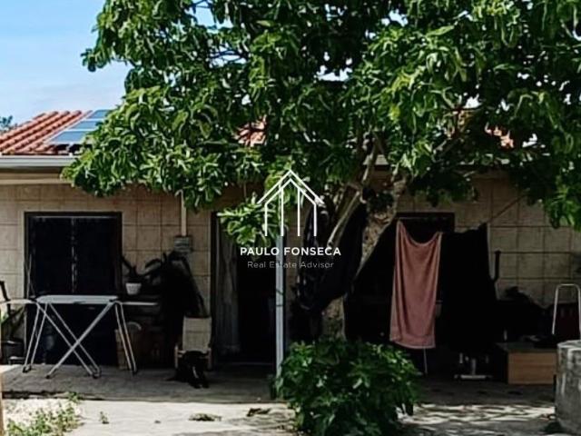 Moradia Térrea T2 em lote de 315m2 indivisos