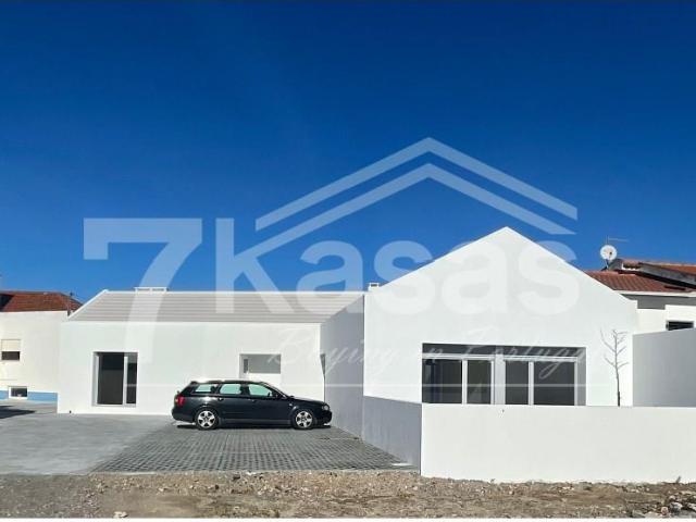 Moradia Térrea T2 Nova | Seixal, Lourinhã a 1 km do Mar 0m² da Lourinhã e Atalaia