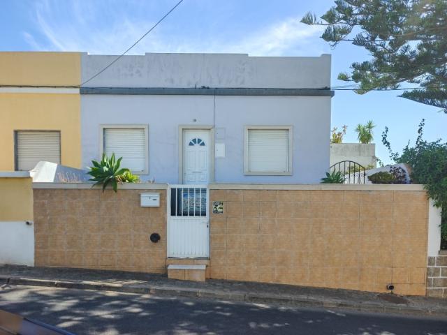 Moradia Térrea T2 para Arrendamento | Terraço com Vista Rio Arade