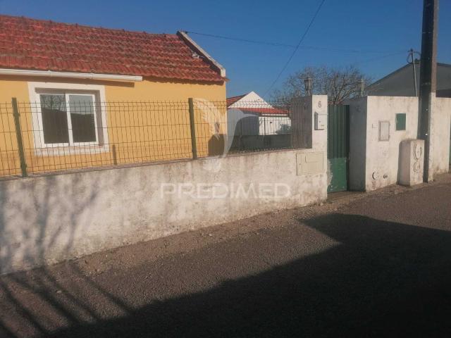 Moradia Térrea T3 em Serra Santana da Carnota Alenquer