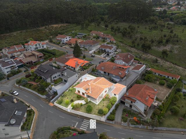 Moradia Térrea T4 Totalmente Renovada Oliveira de Azeméi. 174m² Oliveira de Azeméis, Santiago da Riba Ul, Ul, Macinhata da S