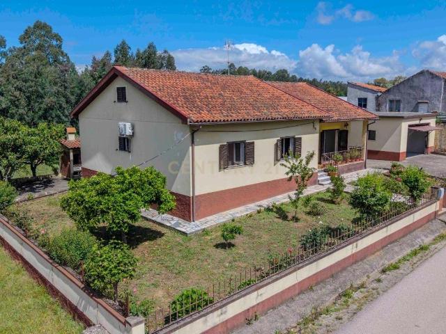 Moradia Térrea T4 com Lote de 1100m² – Conforto, Espaço e Natureza