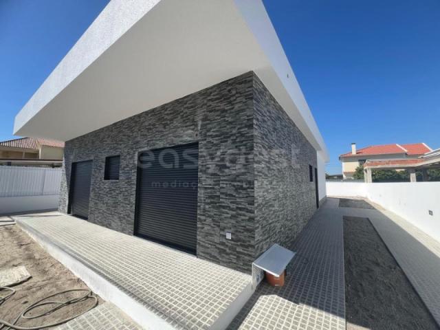 Moradia Térrea T4, nova a estrear