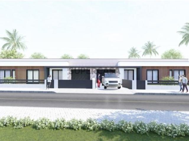 Moradia térrea T4 com piscina Azeitão