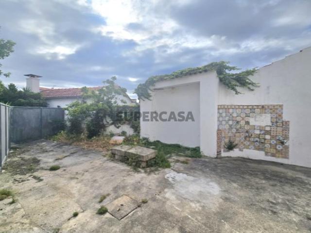 Moradia Térrea c/ sótão para Restauro