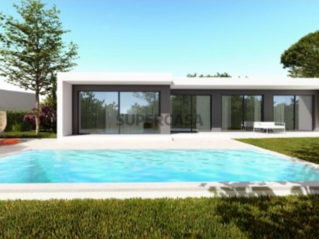 Moradia Térrea com 3 Quartos #Nadadouro #Caldas da Rainha. #Conforto à Beira da Piscina!