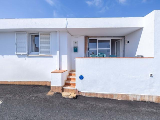 Moradia Térrea Com 3 Quartos No Coração Da Praia Da Luz 100m² Lagos