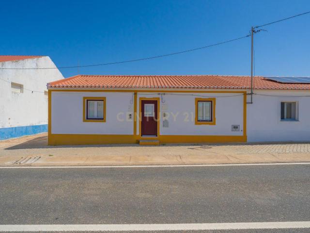 Moradia Térrea com Terraços em Mértola – Habitação ou Investimento