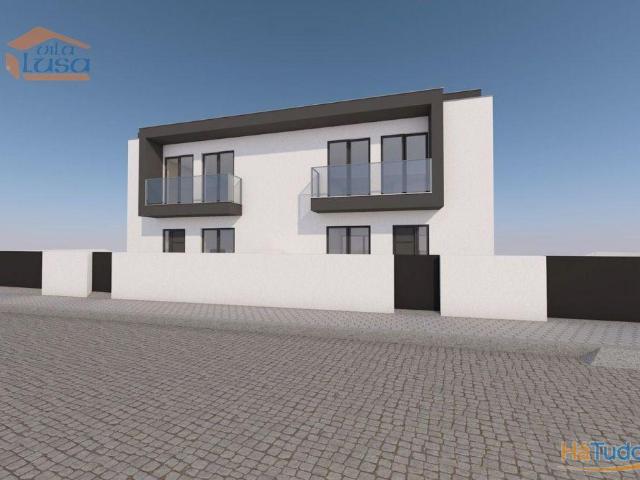 Moradia Térrea de 3 Frentes Canelas | 26063289019