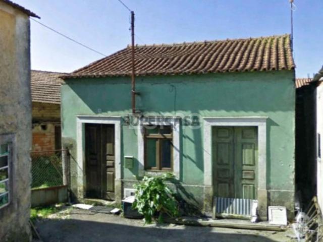 Moradia térrea em Murtede