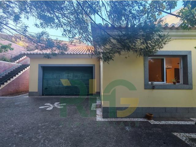 Moradia Térrea Isolada T2+1 para arrendamento