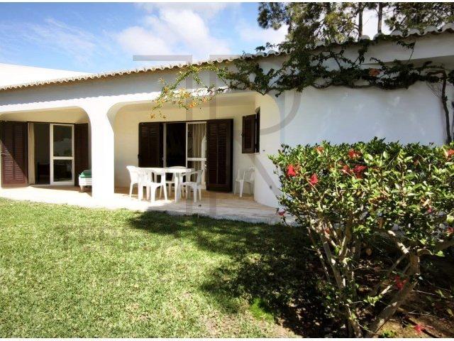 Moradia Térrea Isolada T3 com jardim e terreno de 800m2 inse. 160m² Albufeira e Olhos de Água