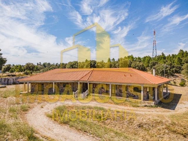 Moradia térrea nas periferias da Guarda