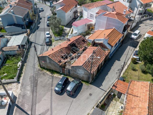Moradia térrea p/ Investimento centro de Alcabideche