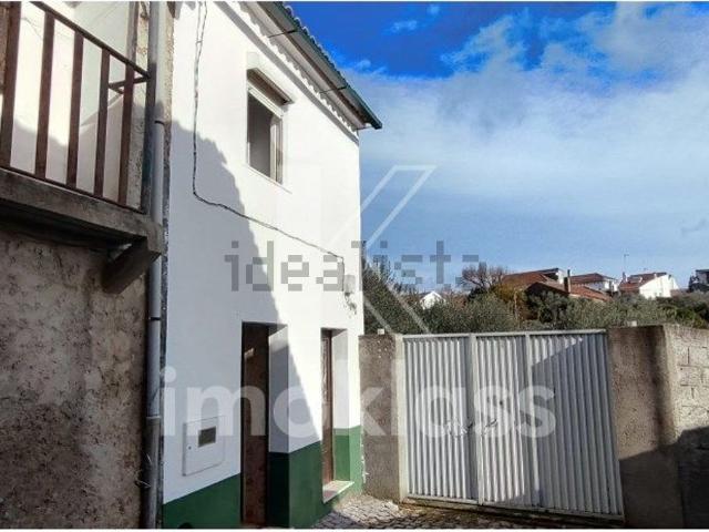Moradia, Tinalhas