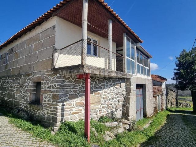 Moradia, Tinhela
