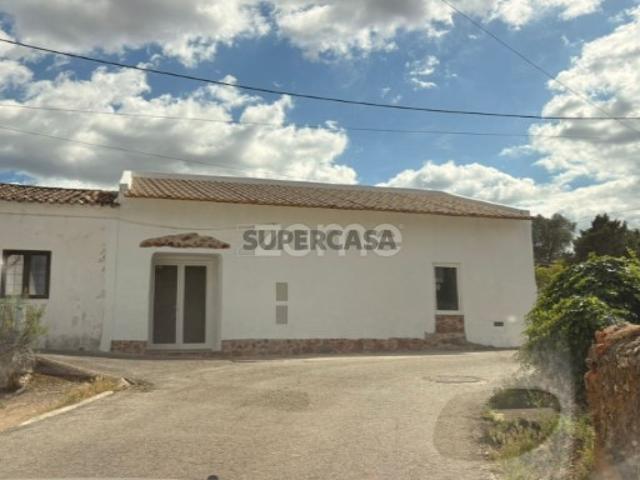 Moradia tipica Algarvia T2 +2 com Suite