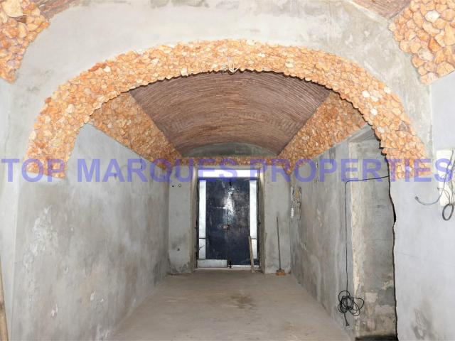 Moradia típica para renovar na baixa de Olhão 94m² Olhão
