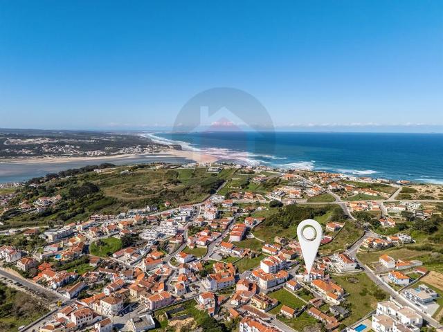 Moradia típica portuguesa no centro da Foz do Arelho 0m² Foz Do Arelho