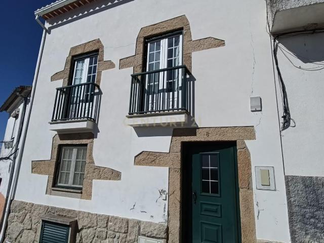 Moradia totalmente remodelada em Idanha a Nova – pronta a habitar!