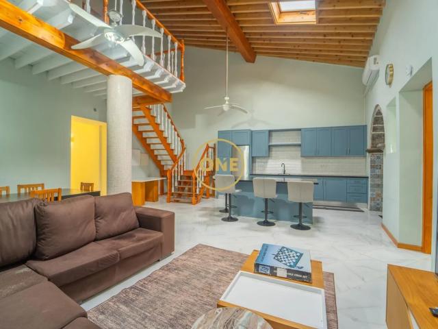 Moradia totalmente renovada, no centro da Ribeira Grande