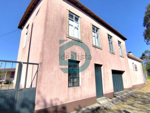 Moradia, Tougues