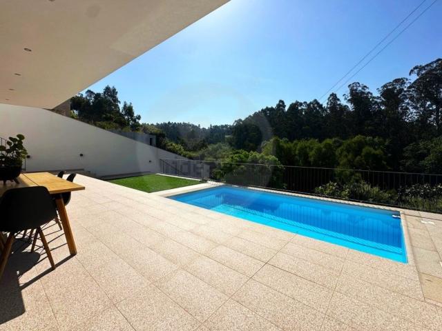Moradia, Touguinha e Touguinhó