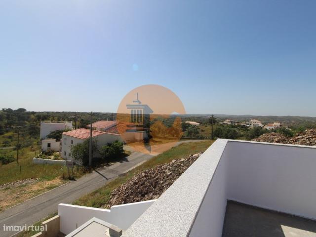 Moradia Trrea Isolada com Vista Mar no Malho em Castro Marim