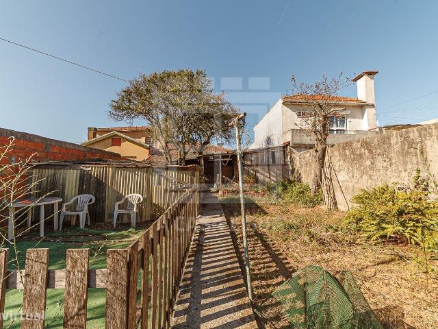 Moradia trrea para remodelao em Esmoriz